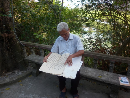 Bí[-]ẩn[-]hòn[-]đá[-]‘tự[-]lớn’[-]như[-]cơ[-]thể[-]sống[-]ở[-]Hà[-]Nam